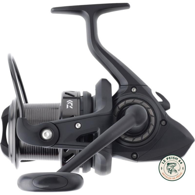 Moulinet Daiwa Black Widow Carp 5000 | Le Peish 64