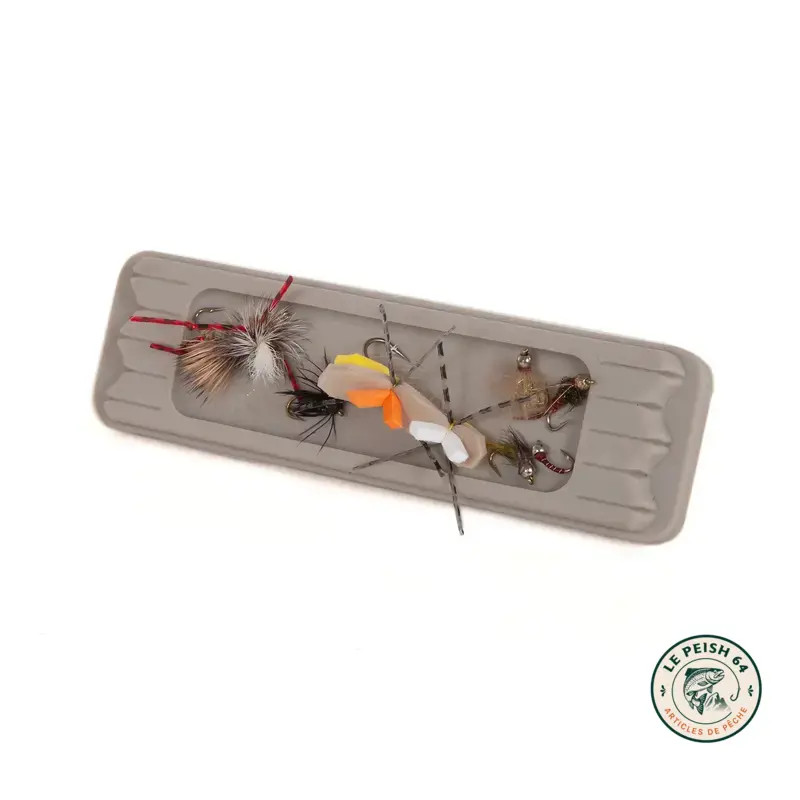 Fishpond Tacky Fly Dock MagPad | Le Peish 64